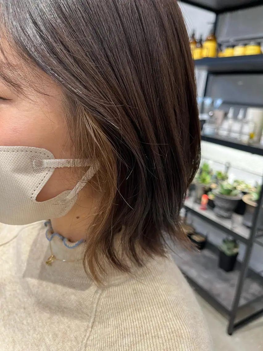 ミディアム カット ヘアカラー トリートメント 縮毛矯正/酸性 おかにわみりのヘアスタイル