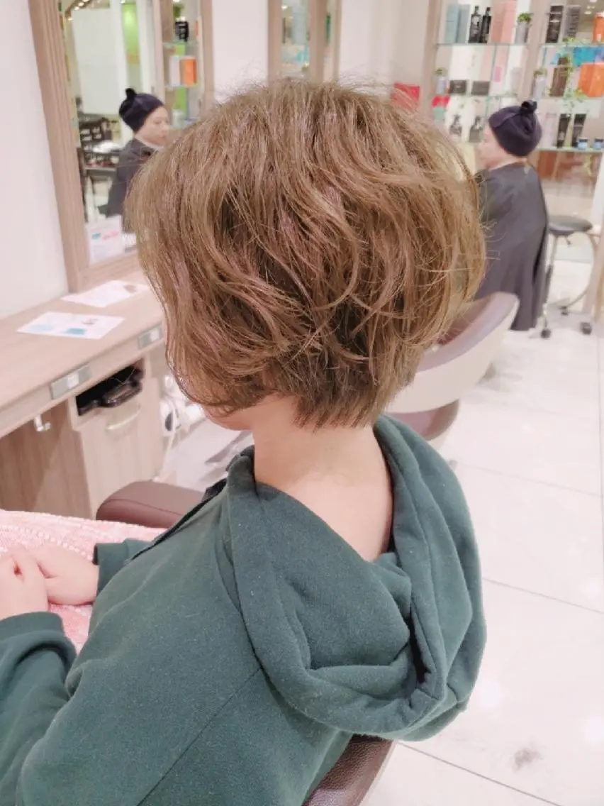 ショート カラー アッシュ イルミナカラー カラー特化🔥中村 和貴<Ash津田沼>のヘアスタイル