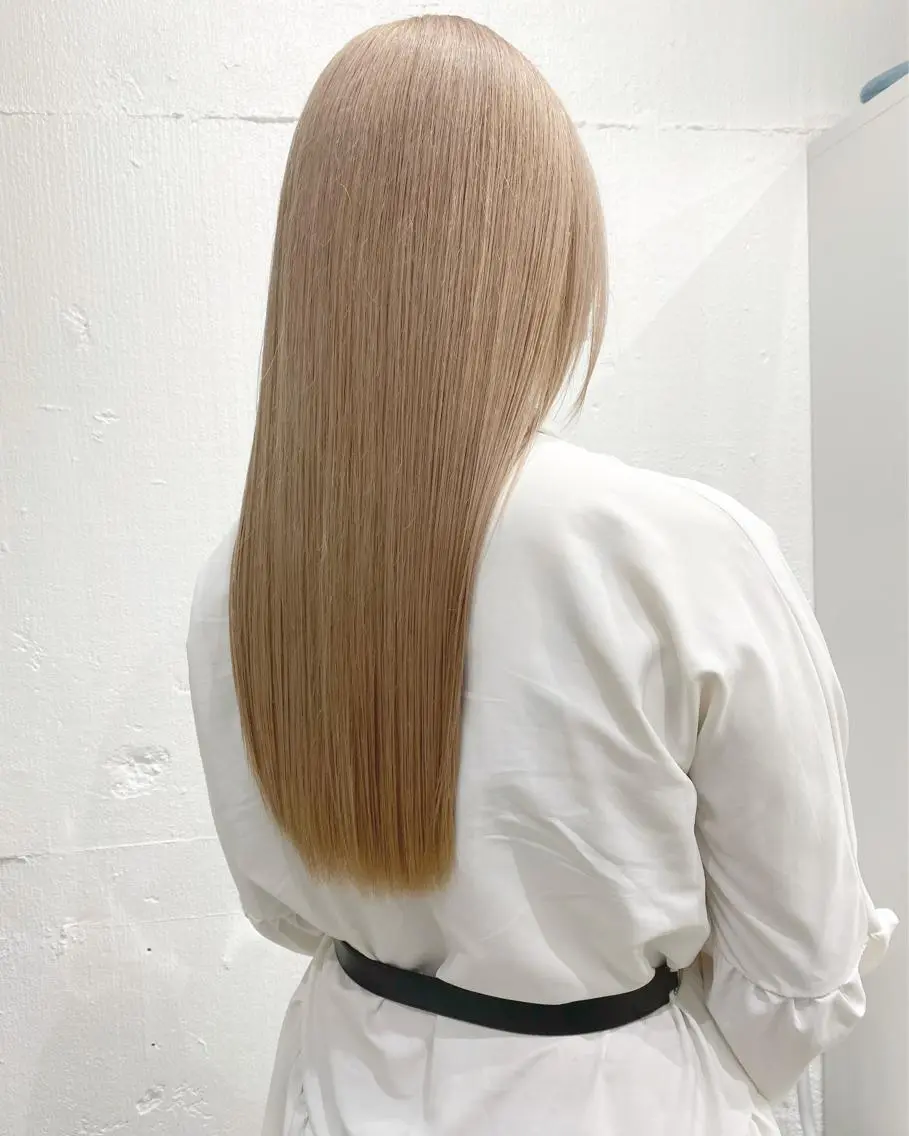 ロング カラー ヘアアレンジ 切りっぱなしボブ アッシュ アッシュグレー ベージュカラー 黒髪 ササキカズマ〻透明感 〻色落ち〻赤み消しのヘアスタイル