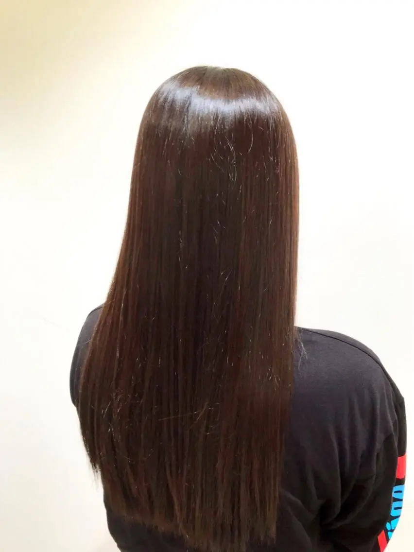 ロング 髪質改善 トリートメント 由比藤理子 ブリーチカラー🌈のヘアスタイル