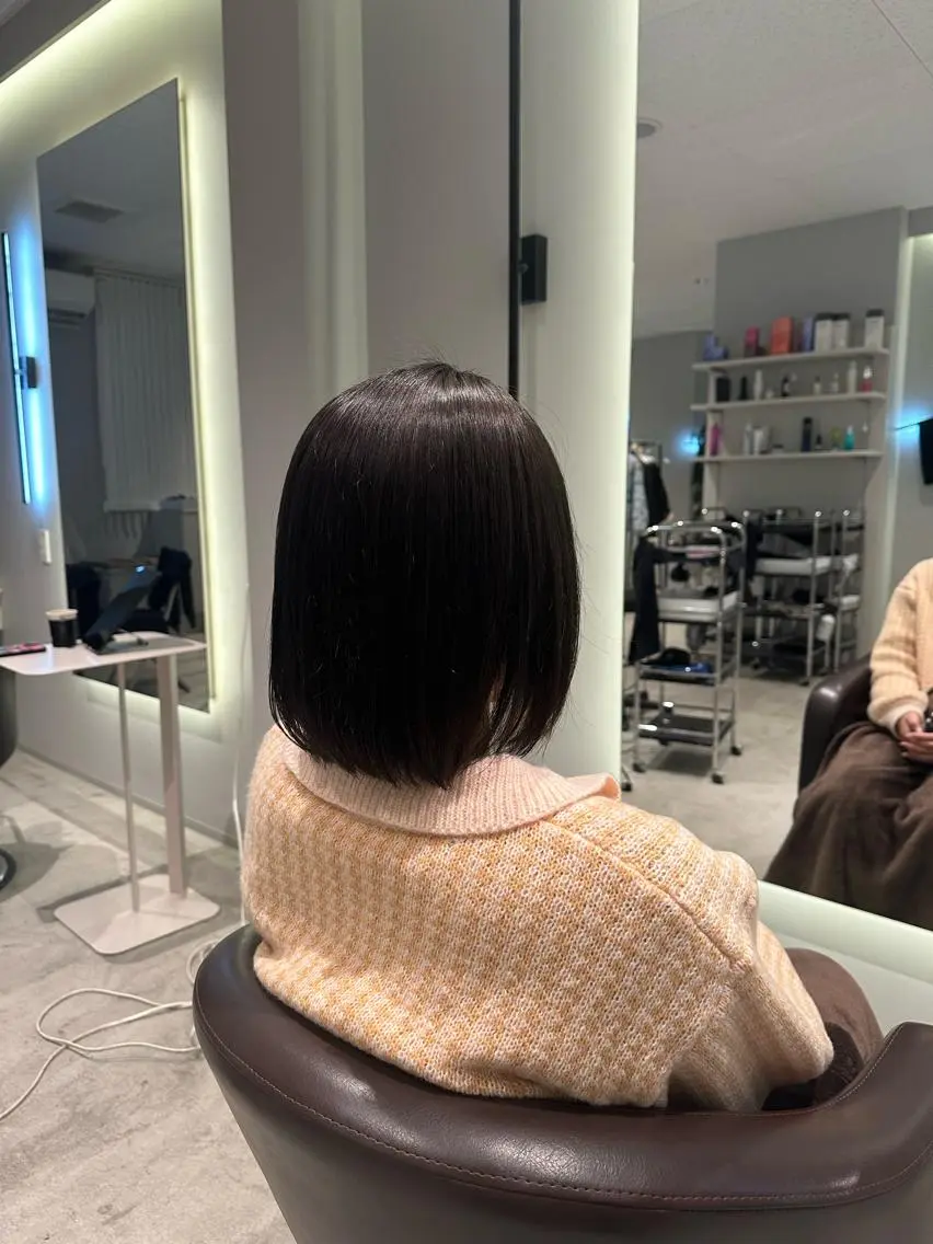ショート カラー 髪質改善ストレート 中林優太のヘアスタイル