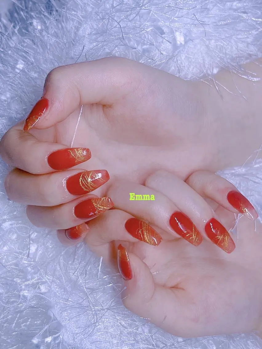 ネイル 長さ出し ネイルチップ ワンホンネイル ISA_ BELLAのネイルデザイン