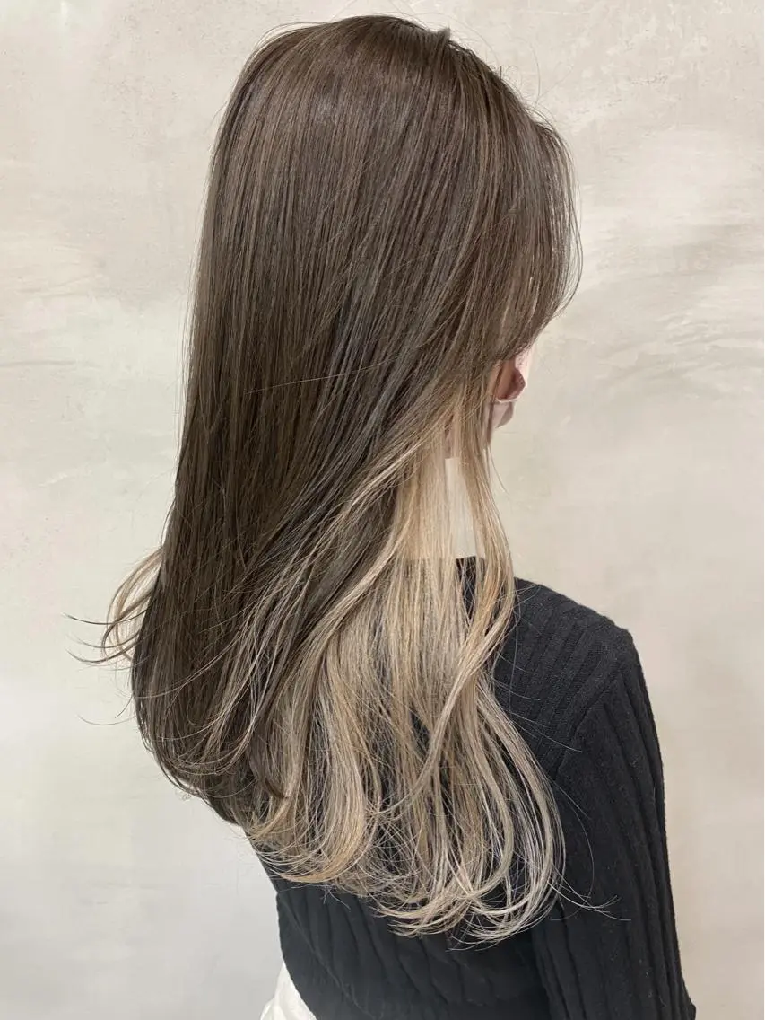 セミロング カラー ベージュカラー グレージュ オリーブグレージュ オリーブグレー ホワイトベージュ ヘアカラー トリートメント 🫧透明感カラー🫧 OIKAWAのヘアスタイル