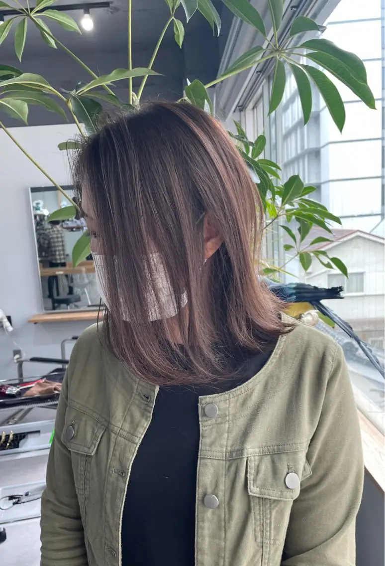 ショート カラー グレージュ ラベンダーカラー ラベンダーグレージュ ラベンダーグレー カット ヘアカラー トリートメント レイヤーカット 西村あきやのヘアスタイル