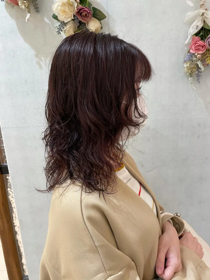 ロング カラー パーマ 🩵ANELA東口 齋藤琴音💚のマツエク・マツパデザイン