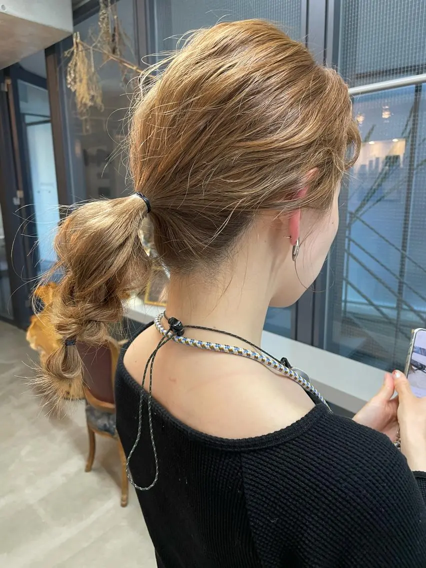 ミディアム ヘアアレンジ 結婚式・ブライダル やすだ しおりのエステ・リラクイメージ