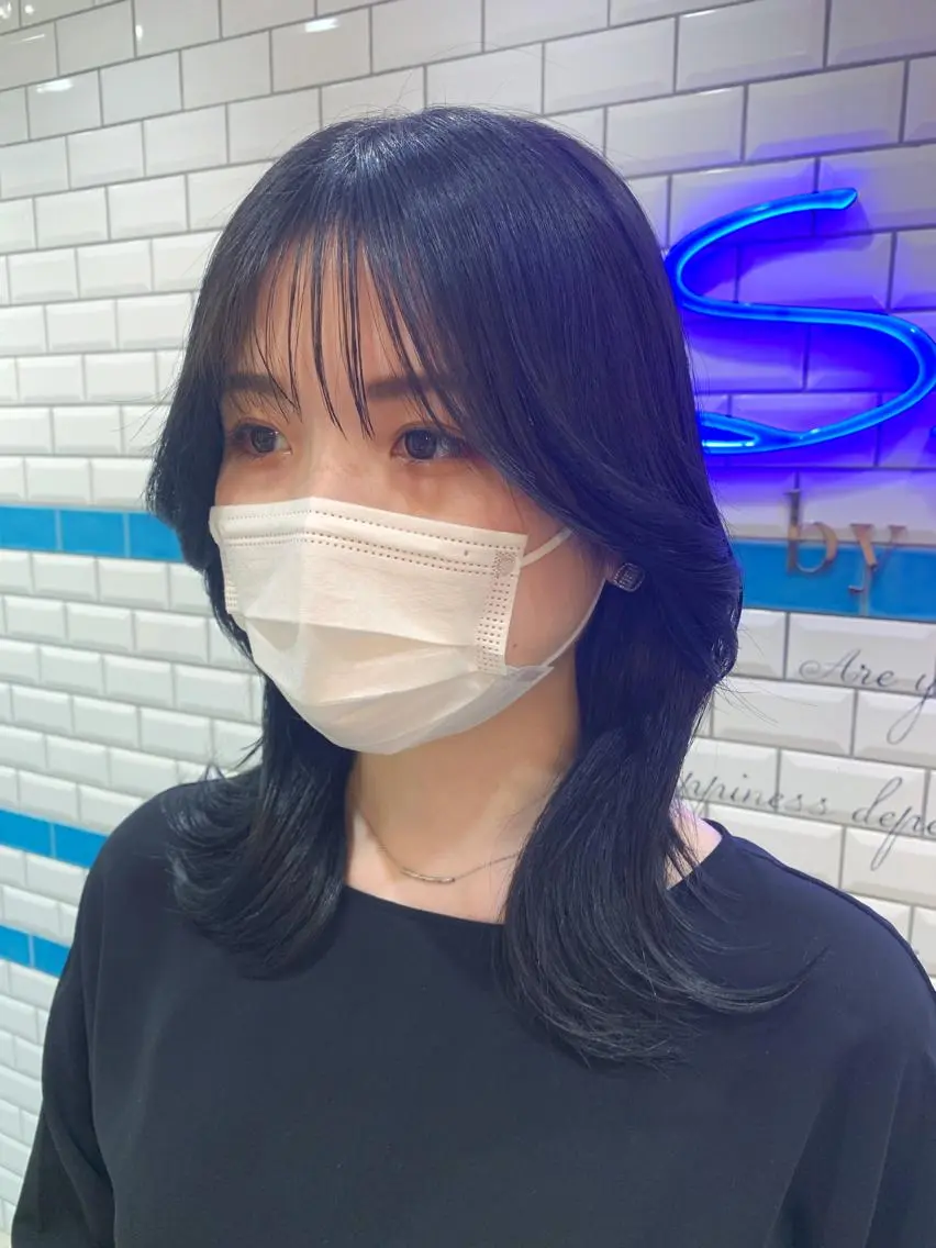 ミディアム カラー シールエクステ ミディアムパーマ バレイヤージュ ブリーチ ケアブリーチ 新宿/韓国レイヤー 髪質改善カラー/角所のヘアスタイル