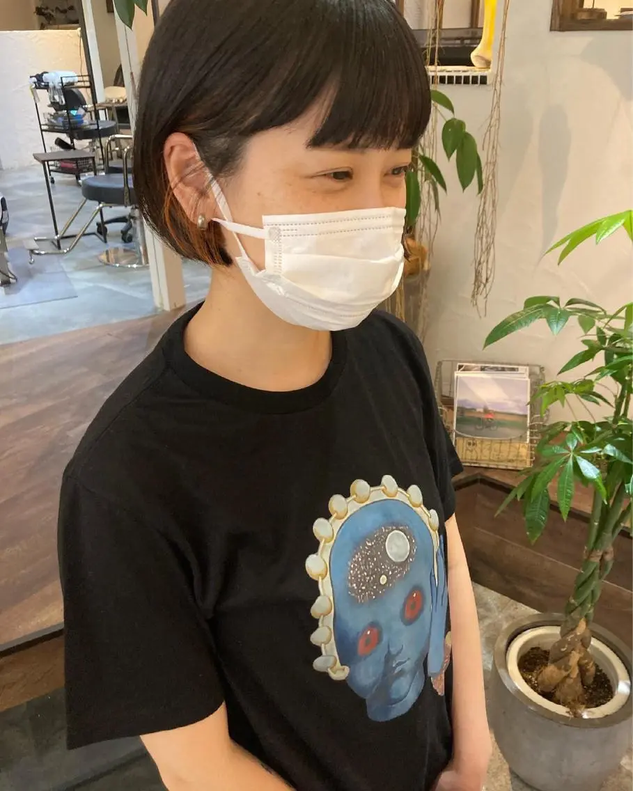 ショート 金田 夏野のヘアスタイル