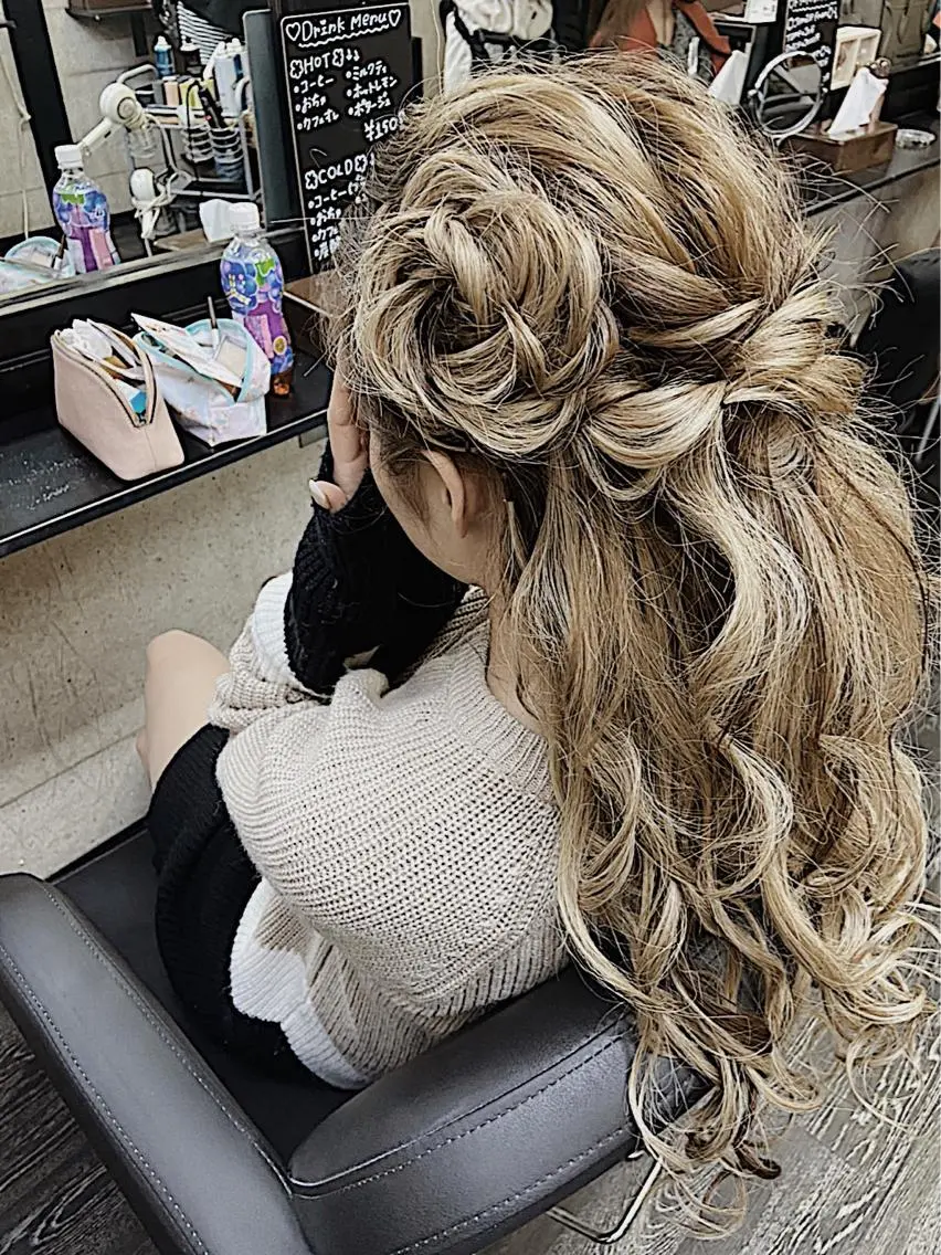 ロング ヘアアレンジ ハーフアップ デート 京都最安価エクステ muuka🦋のヘアスタイル