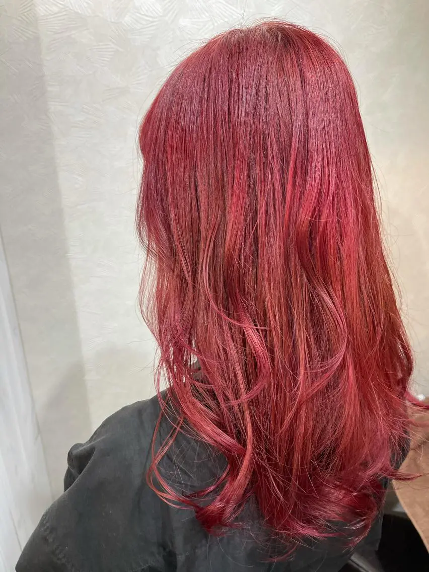 ロング カラー 岩谷/ブリーチ 🪽透明感カラーのヘアスタイル