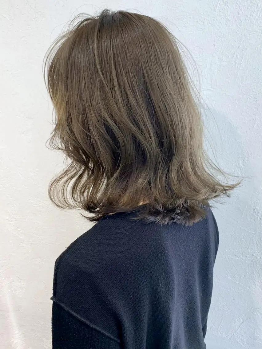 セミロング カラー パーマ ヘアアレンジ ベージュカラー オリーブベージュ ITbyALBUM 八王子店のヘアスタイル