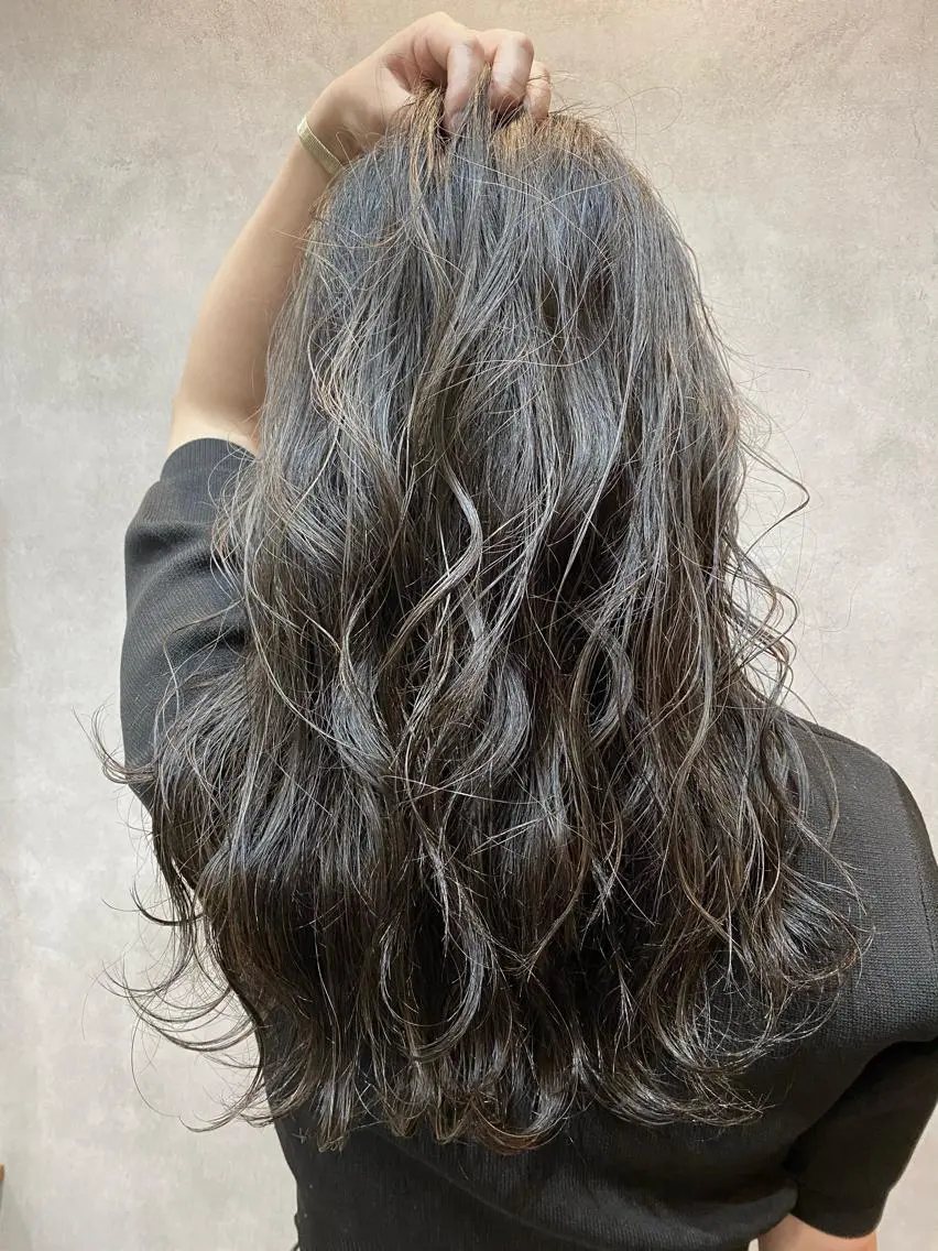 ロング カラー ヘアカラー m ā l o. マァロのヘアスタイル