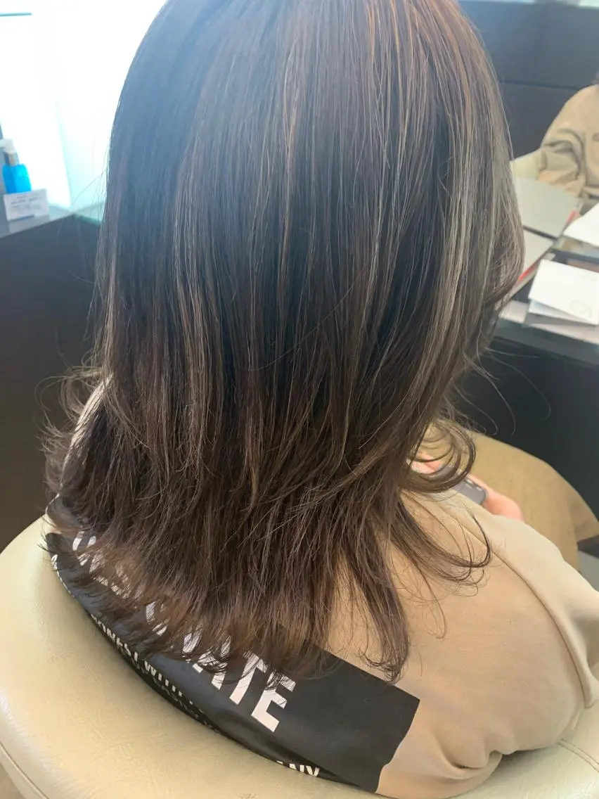 ミディアム ヘアカラー トリートメント Aya/四条烏丸/ 酸性ストレートのヘアスタイル