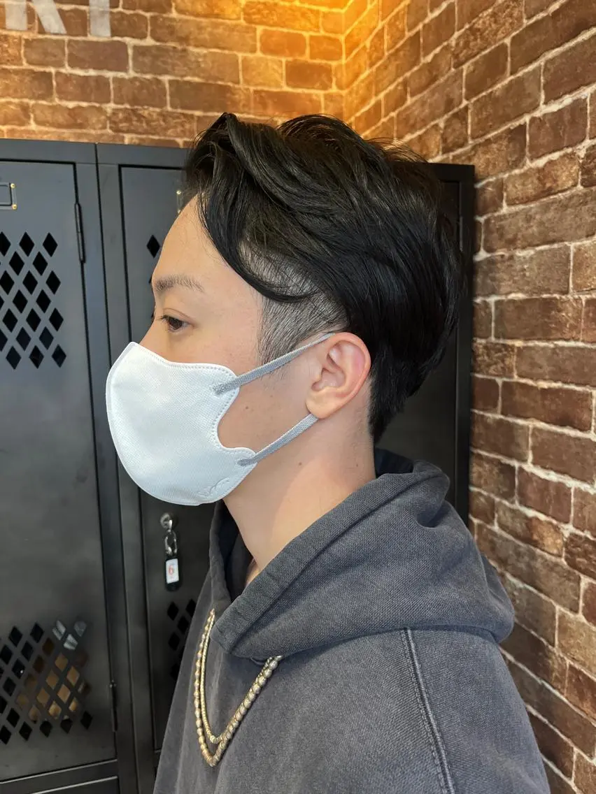 ミディアム カラー パーマ ヘアアレンジ メンズ キッズ ネイル マツエク・マツパ アイブロウ メンズブリーチ メンズハイライト メンズインナーカラー メンズ韓国風 ブリーチ 久木原 ゆりのヘアスタイル
