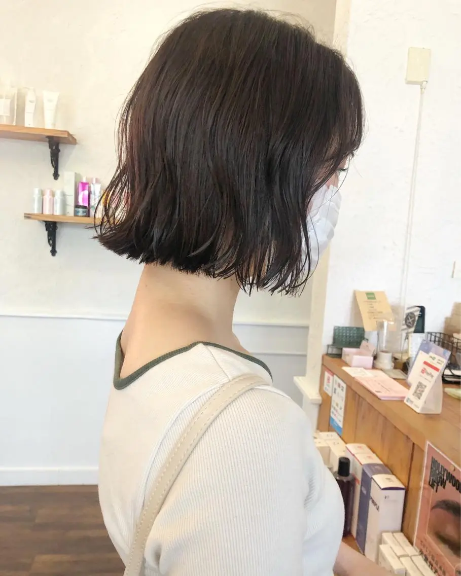 ショート カラー ボブ カット ヘアカラー トリートメント 江原 彩華のヘアスタイル