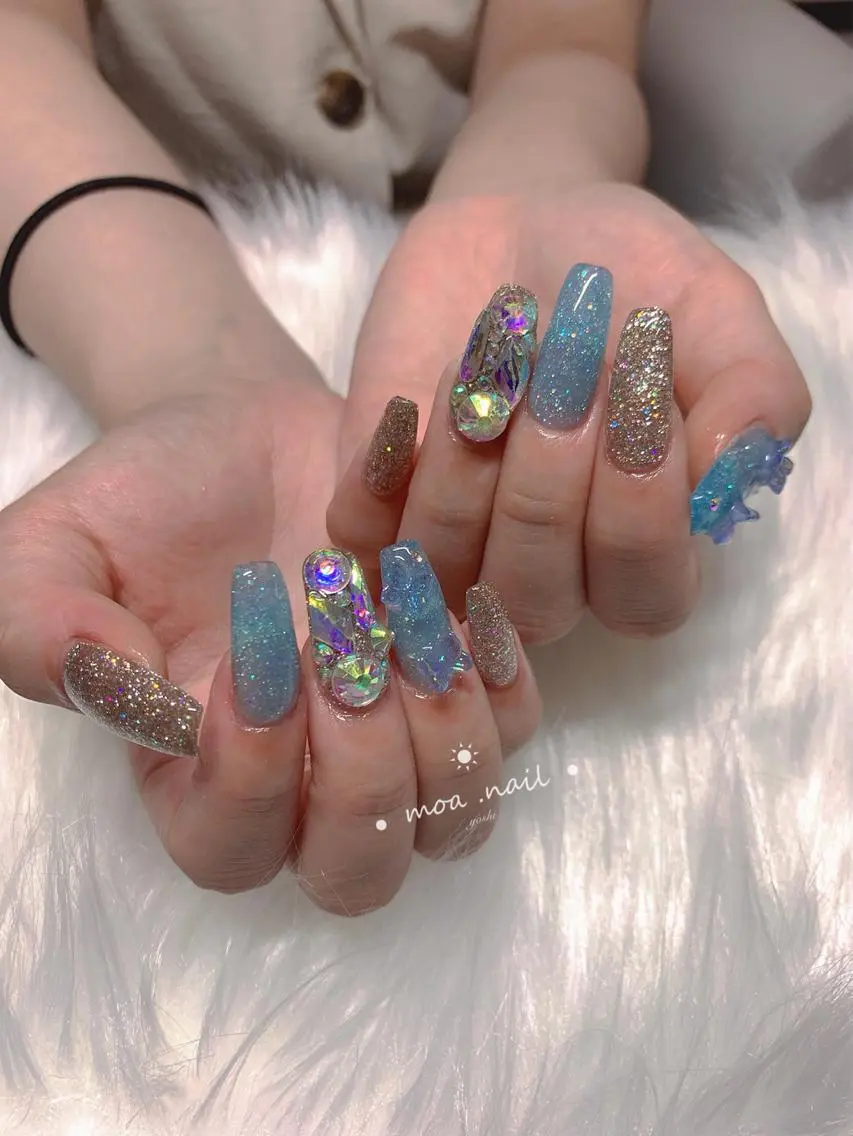 ネイル MoaNail🫶 Yoshiのネイルデザイン
