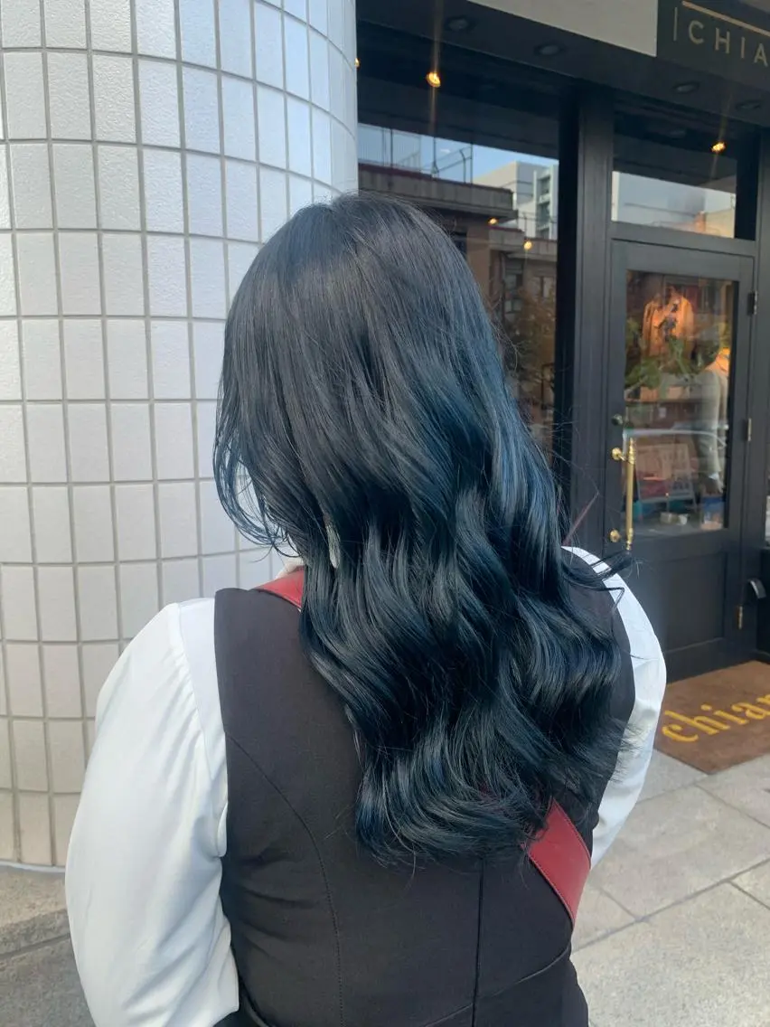 ロング カラー idea ルナのヘアスタイル