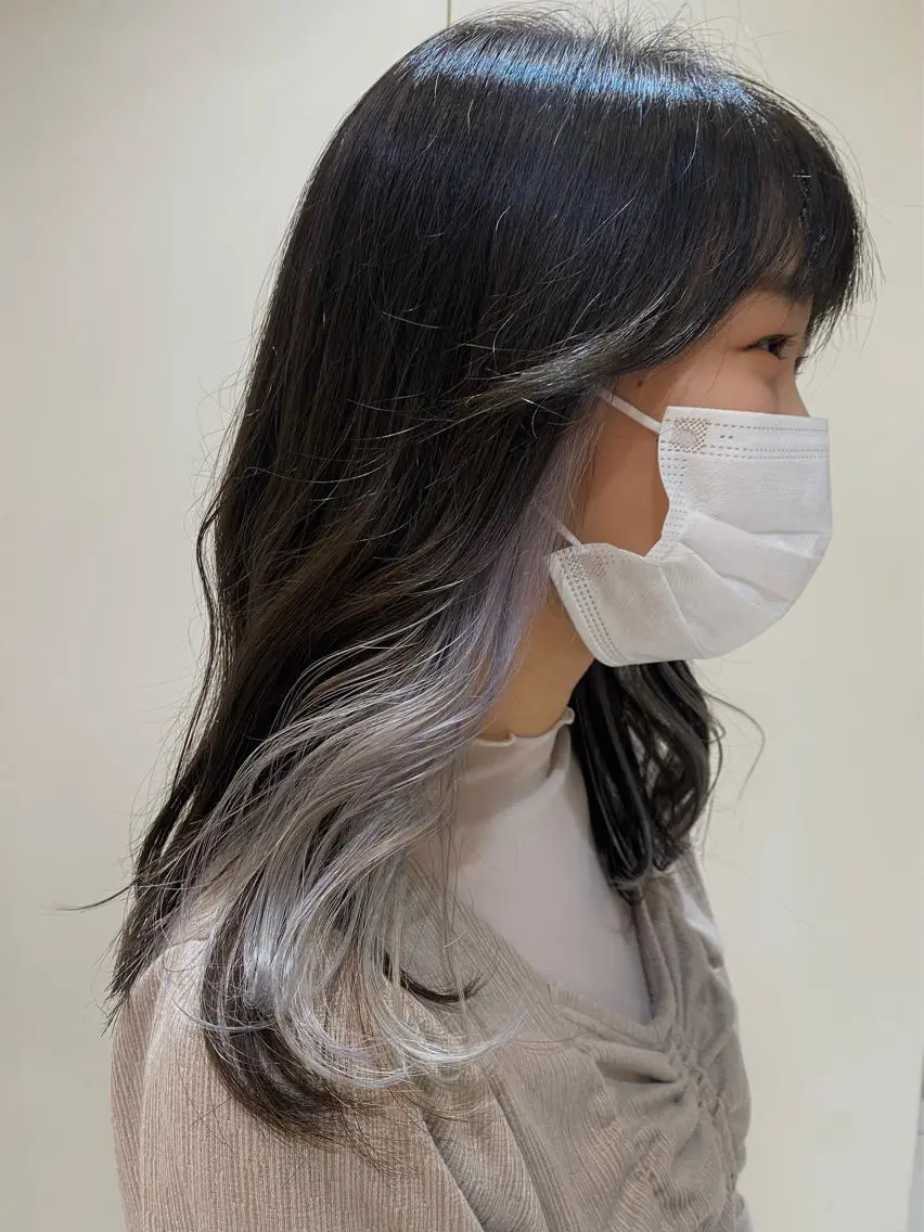 ロング カラー イヤリングカラー ラベンダーカラー 藤原 侑香のヘアスタイル