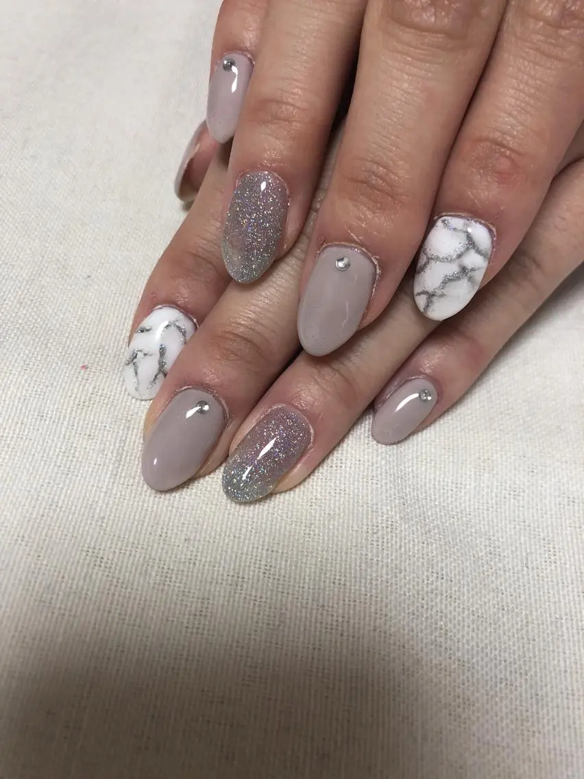 ネイル AZU nailのネイルデザイン