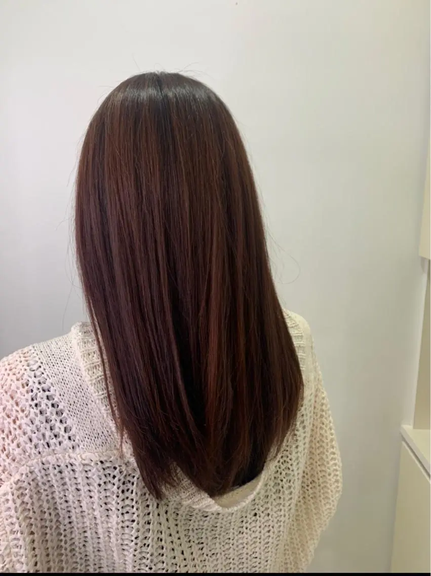 セミロング カラー ブリーチ ブリーチなしカラー ピンクカラー 🫧髪質改善・美髪 艶髪🫧ニタ シンゴのヘアスタイル