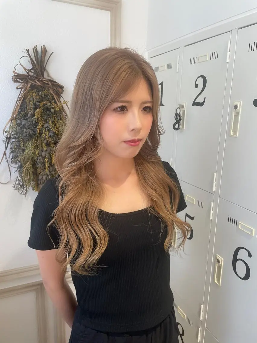 ロング カラー パーマ ヘアアレンジ キッズ ネイル マツエク・マツパ アイブロウ ヘアカラー belta.🌱 安藝夏花🌻のヘアスタイル