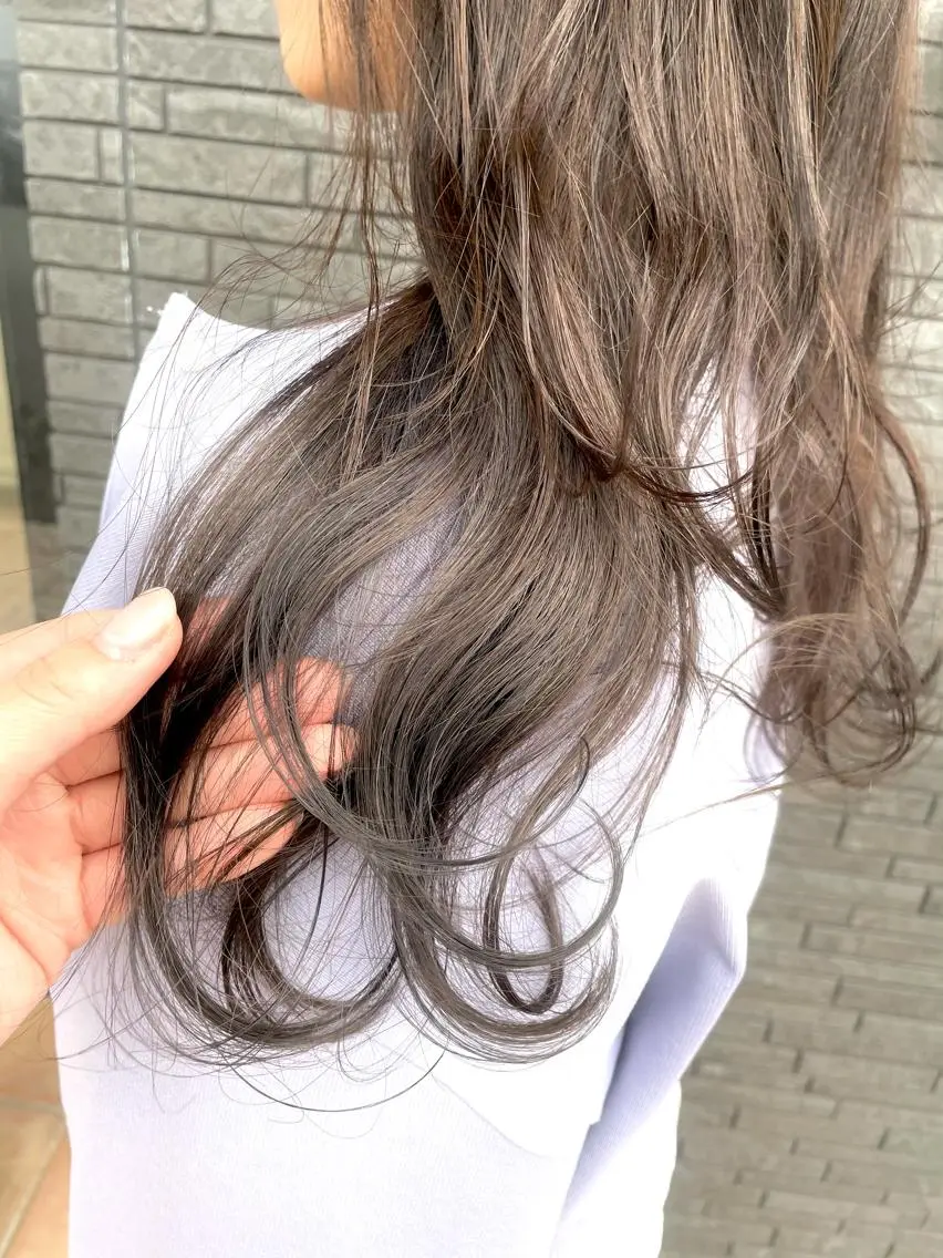 ロング ヘアカラー トリートメント YUI𓍯ｴｸｽﾃ /ﾆｭｱﾝｽｶﾗｰのヘアスタイル