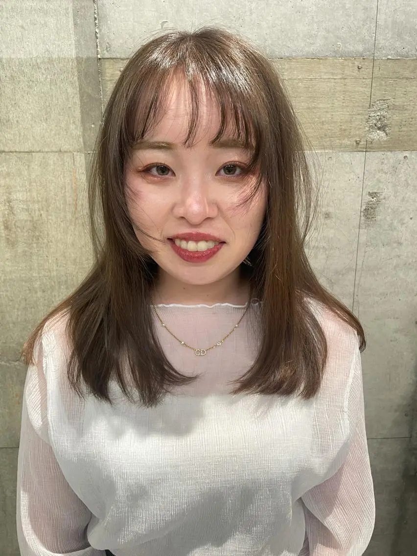 カラー wewe: momoeのヘアスタイル
