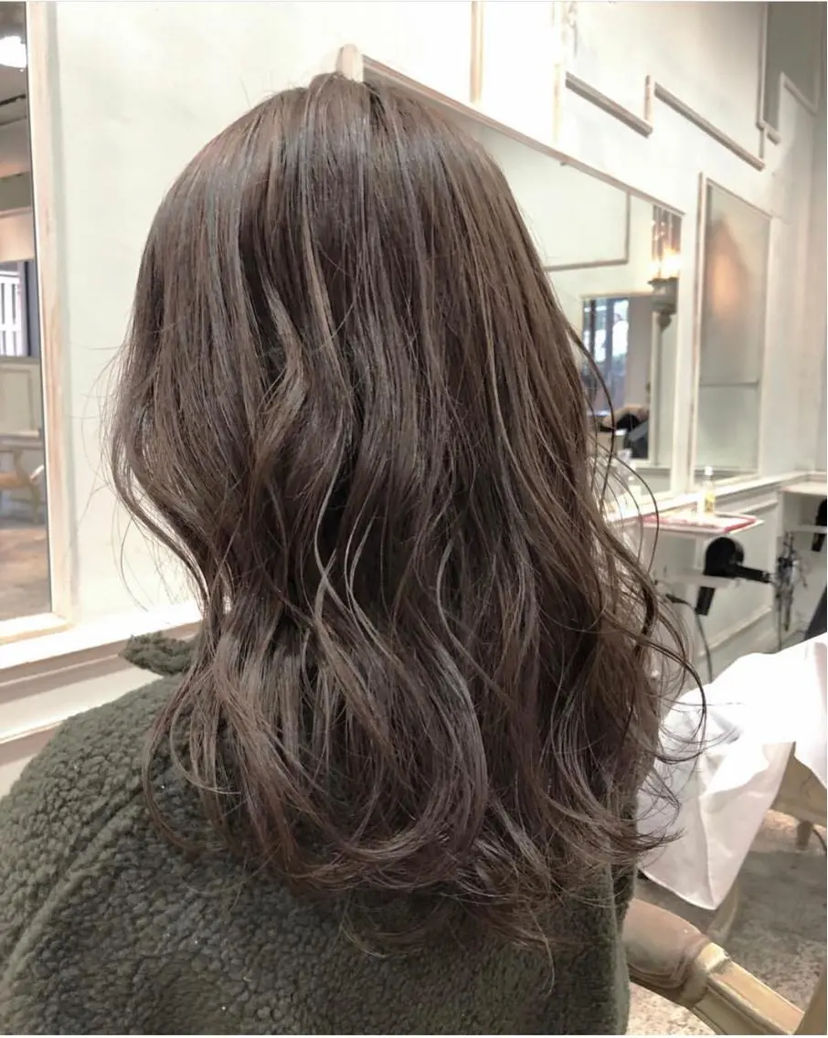 セミロング カラー ブリーチ ブリーチなしカラー 髪質改善/縮毛矯正/ トリートメント/庭田のヘアスタイル