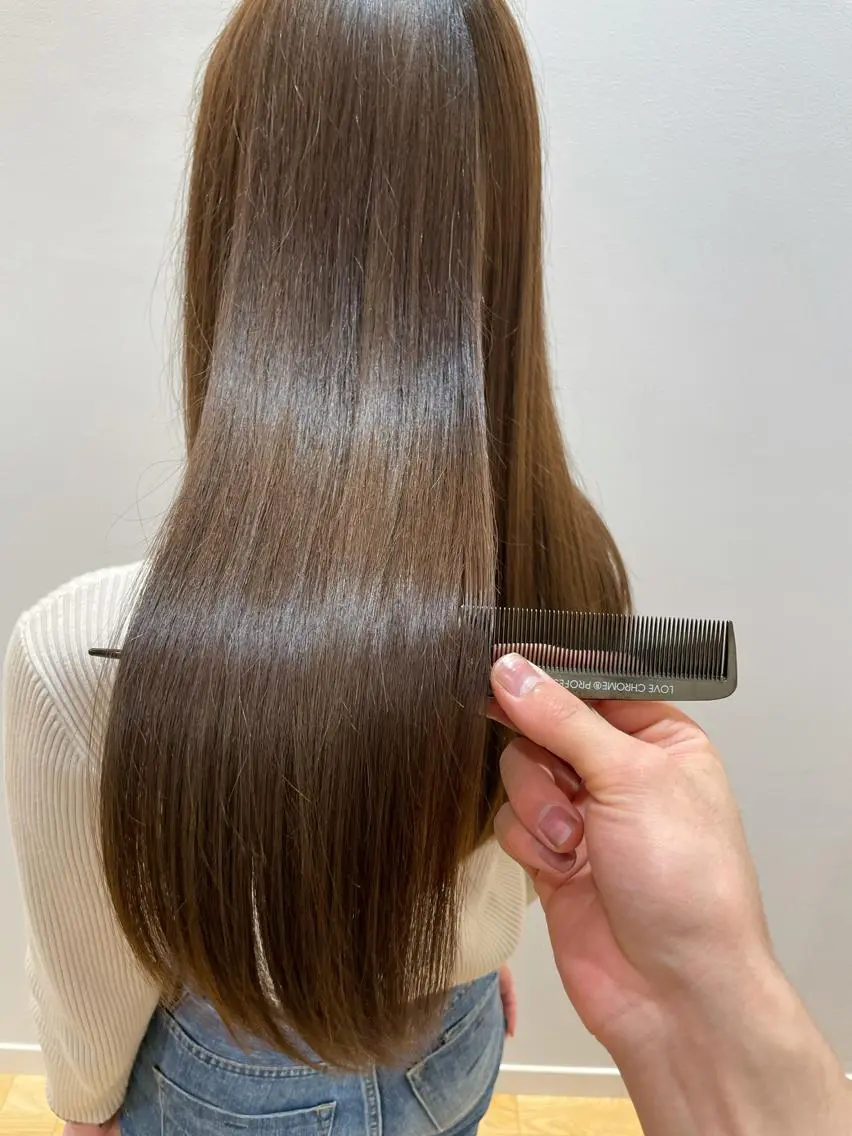 ロング ヘアカラー 🥀似合わせ🥀 柔らかカラー・タイトのヘアスタイル
