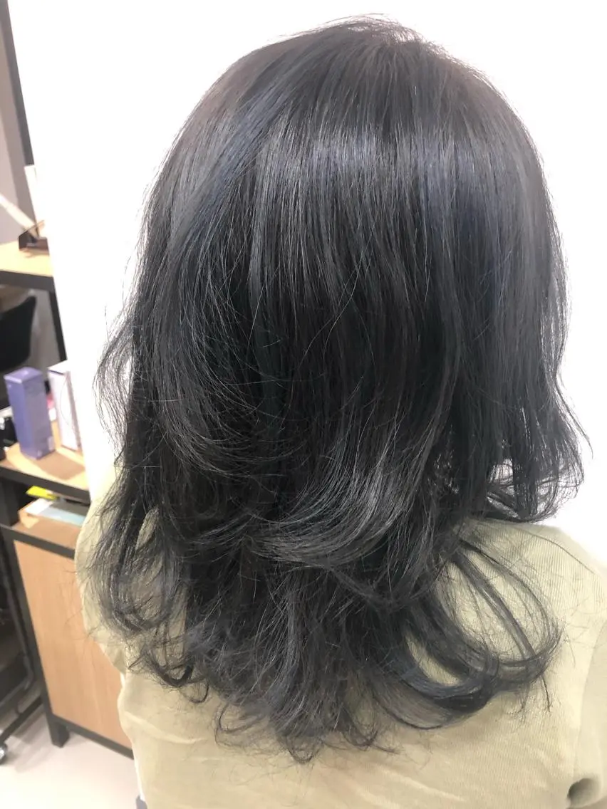 セミロング カット ヘアカラー La ciel両国 岩船のヘアスタイル