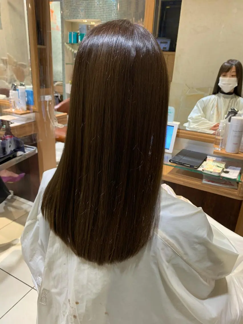 セミロング 新宿メンズパーマ特化 メンズバレイヤージュのヘアスタイル