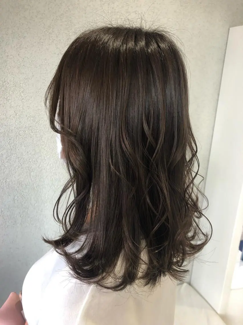 セミロング カット ヘアカラー トリートメント 阿部 美咲のヘアスタイル