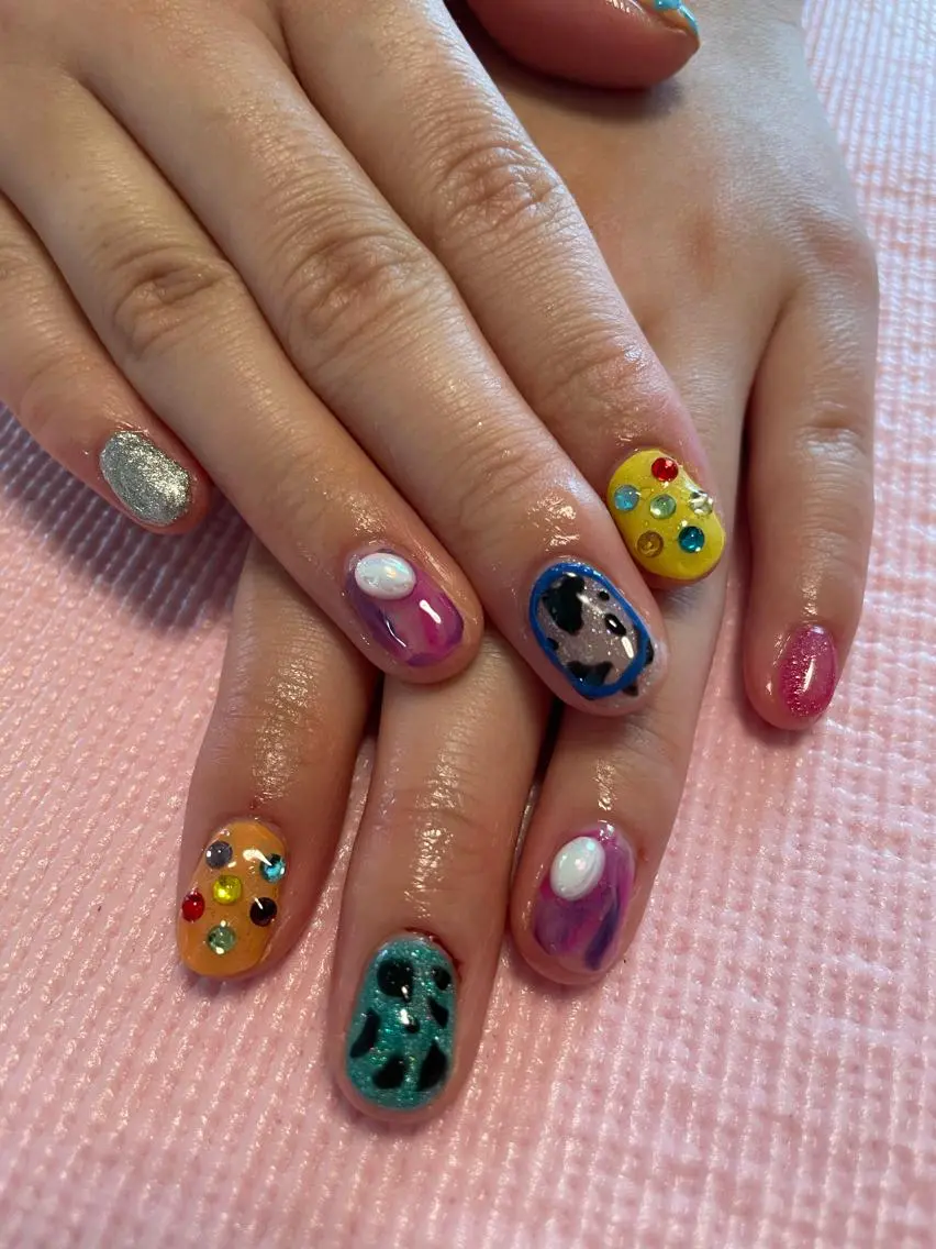 ネイル ハンドネイル フットネイル nailsalon momoのネイルデザイン