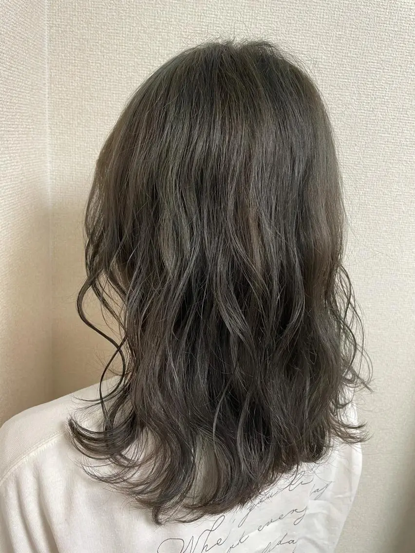 ミディアム 髪質改善お任せ ください♪ひとみのヘアスタイル