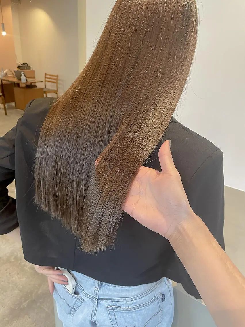 ミディアム カラー アディクシーカラー ブリーチ ブロンド ブルーカラー ハイライトカラー カット 縮毛矯正 CEINE【セーヌ】 三軒茶屋のヘアスタイル