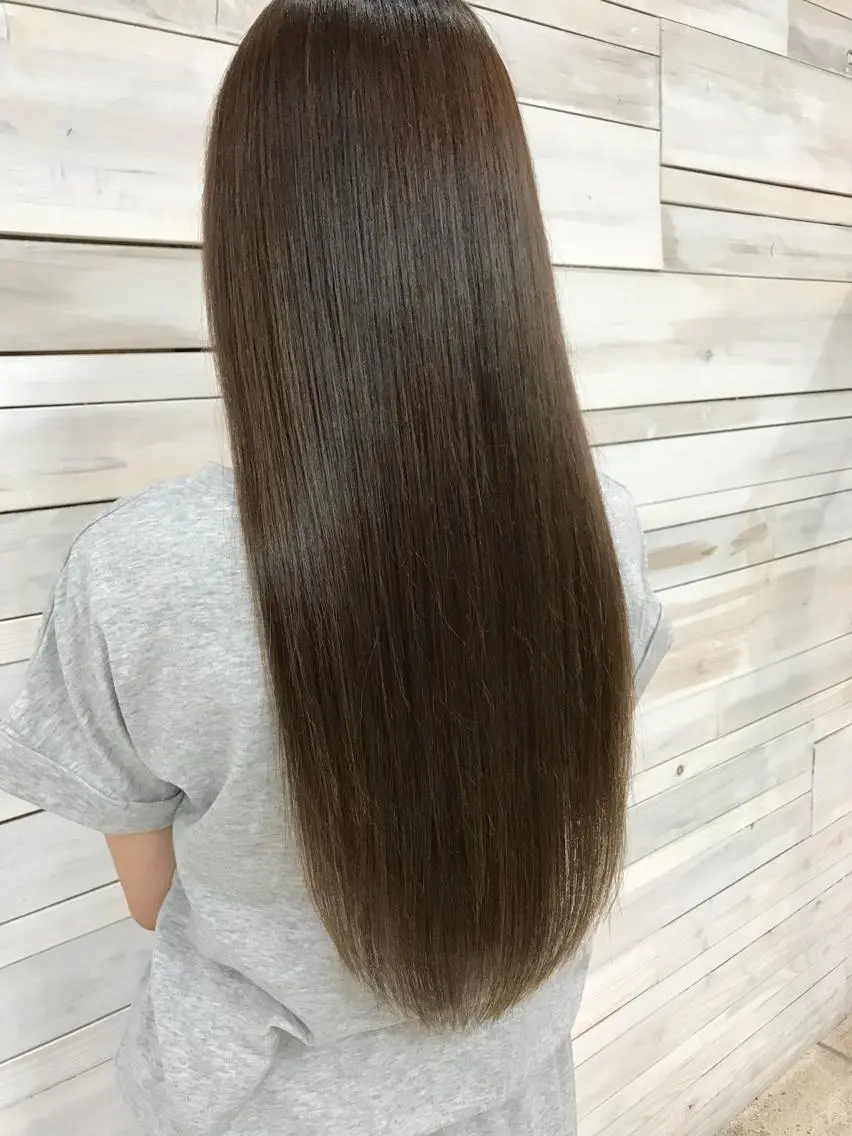 ロング カラー パーマ 透明感カラー ヤスノ リョウのヘアスタイル