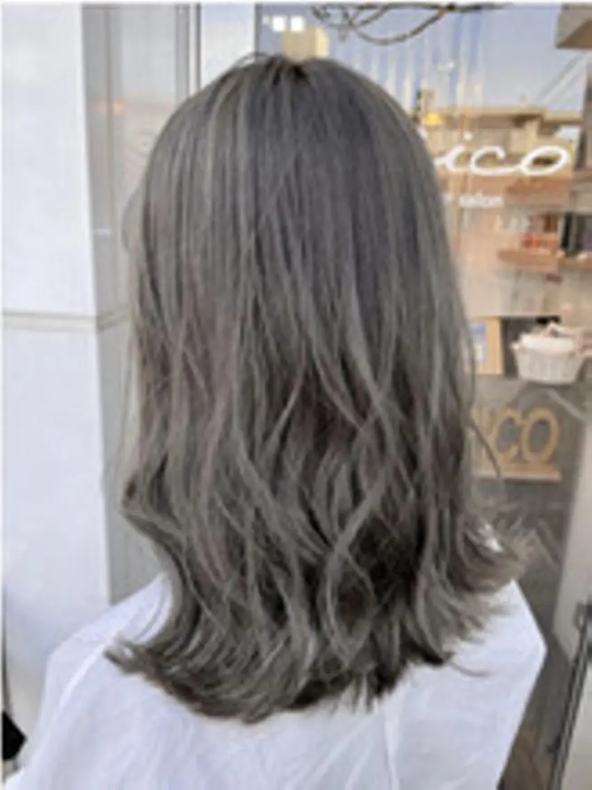 ショート ケアカラー 韓国風カラー 髪質改善 韓国風ヘア ショートヘア カット ヘアカラー トリートメント ヘアケア特化型サロン newi 梅田のヘアスタイル