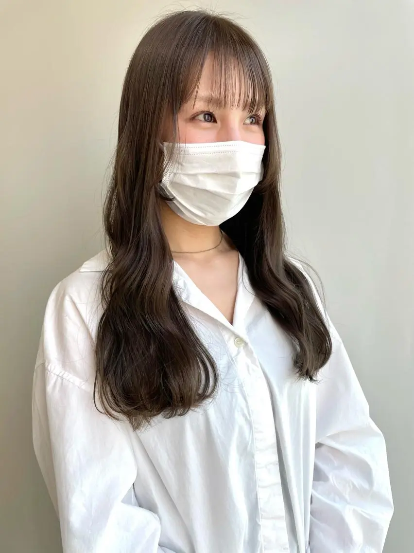 ロング カラー 山口 莉奈のヘアスタイル