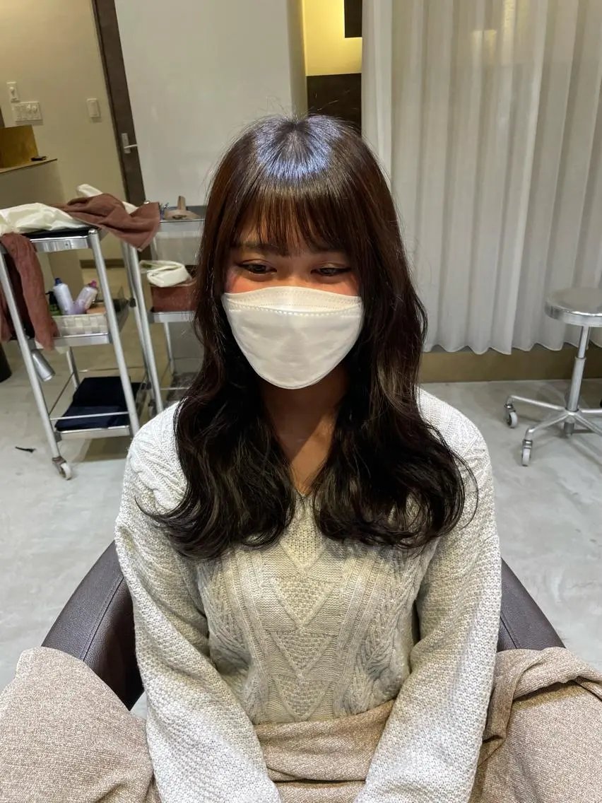 ロング 近野 美月のヘアスタイル
