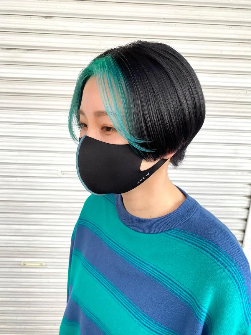 ショート カラー ミント ヘアカラー lani ブリーチ /ダブルカラーのヘアスタイル