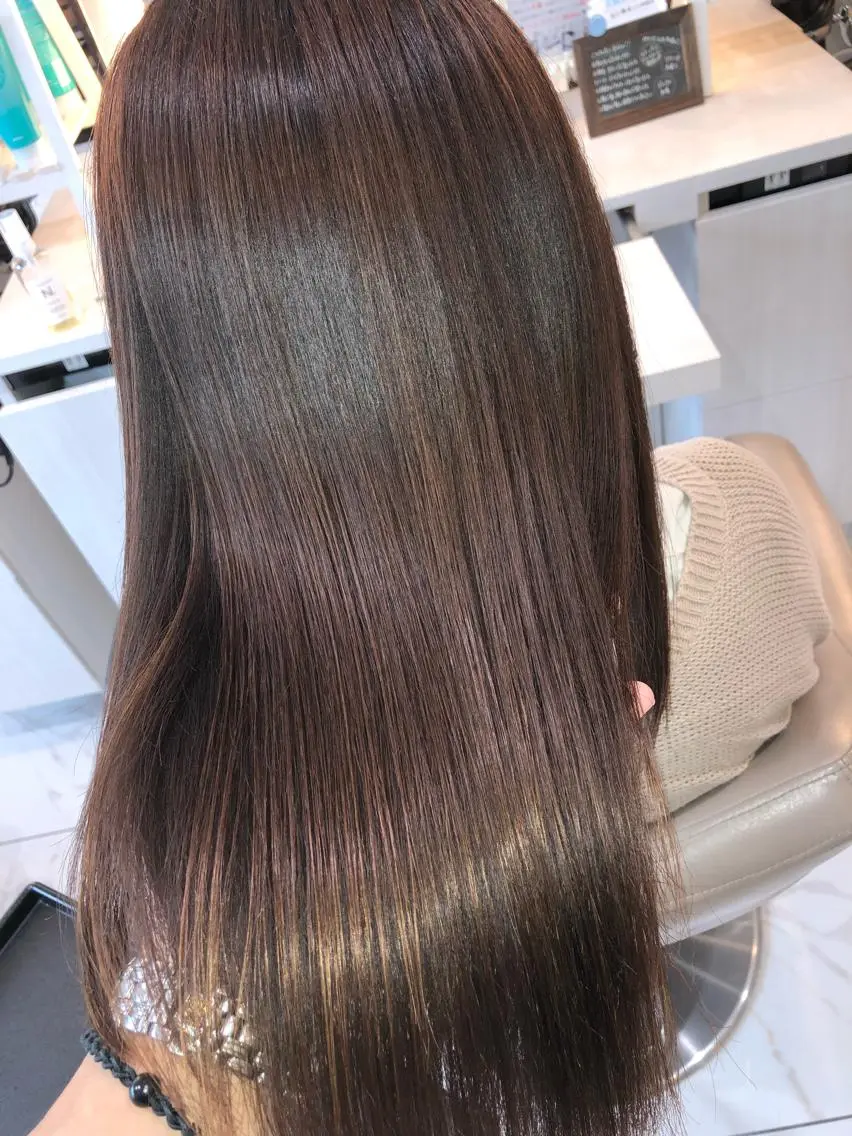 ロング パーマ 縮毛矯正 ストレートパーマ 安井　昴 💫ブリーチ縮毛矯正のヘアスタイル