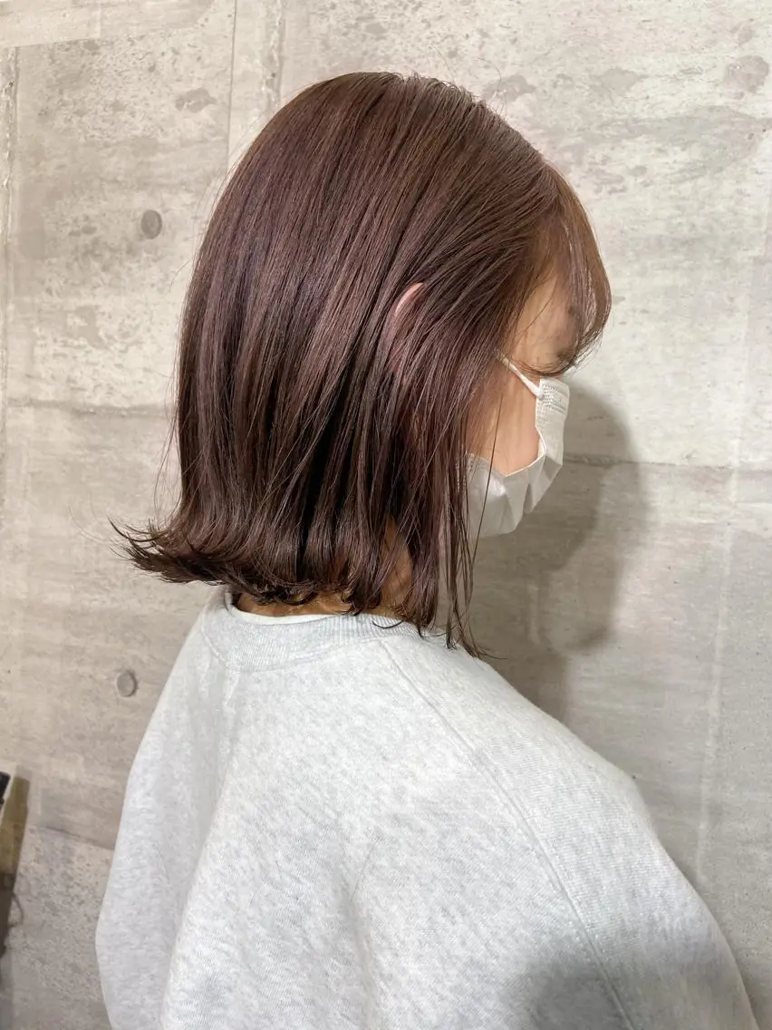 ミディアム カラー アッシュ 透明感カラー ハイライトカラー インナーカラー ハイライト ヘアカラー トリートメント 岡本康平/ボブ/ブリ ーチ/酸性ストレートのヘアスタイル