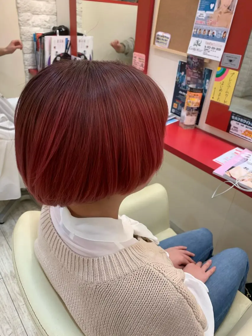 ショート カラー ヘアアレンジ グラデーションカラー ピンクカラー 今村公介 ブリーチ特化、派手髪のヘアスタイル