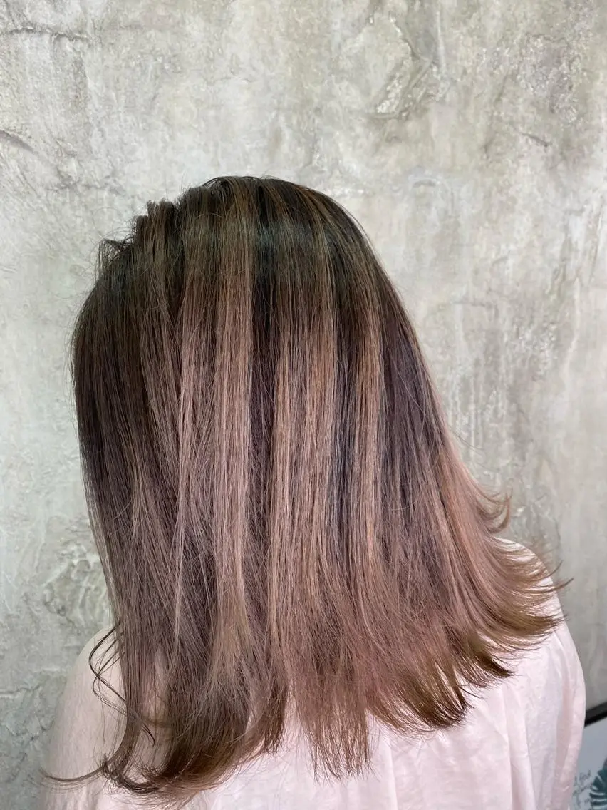 ロング カラー ヘアカラー トリートメント 寺門 拓馬のヘアスタイル