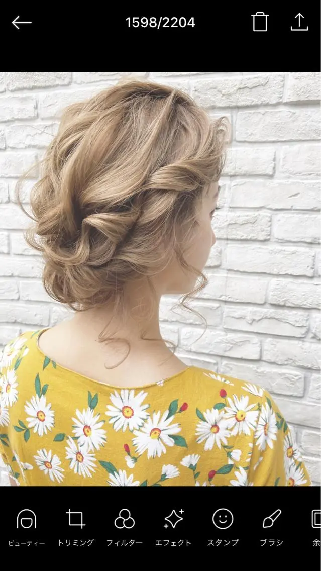 ヘアアレンジ あやかショート 白髪ぼかしのヘアスタイル
