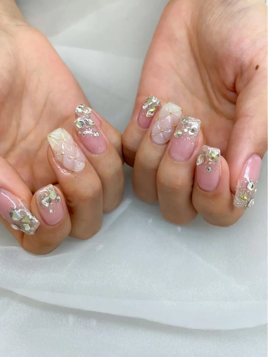 ネイル ハンドネイル Hisaka Mikiのネイルデザイン