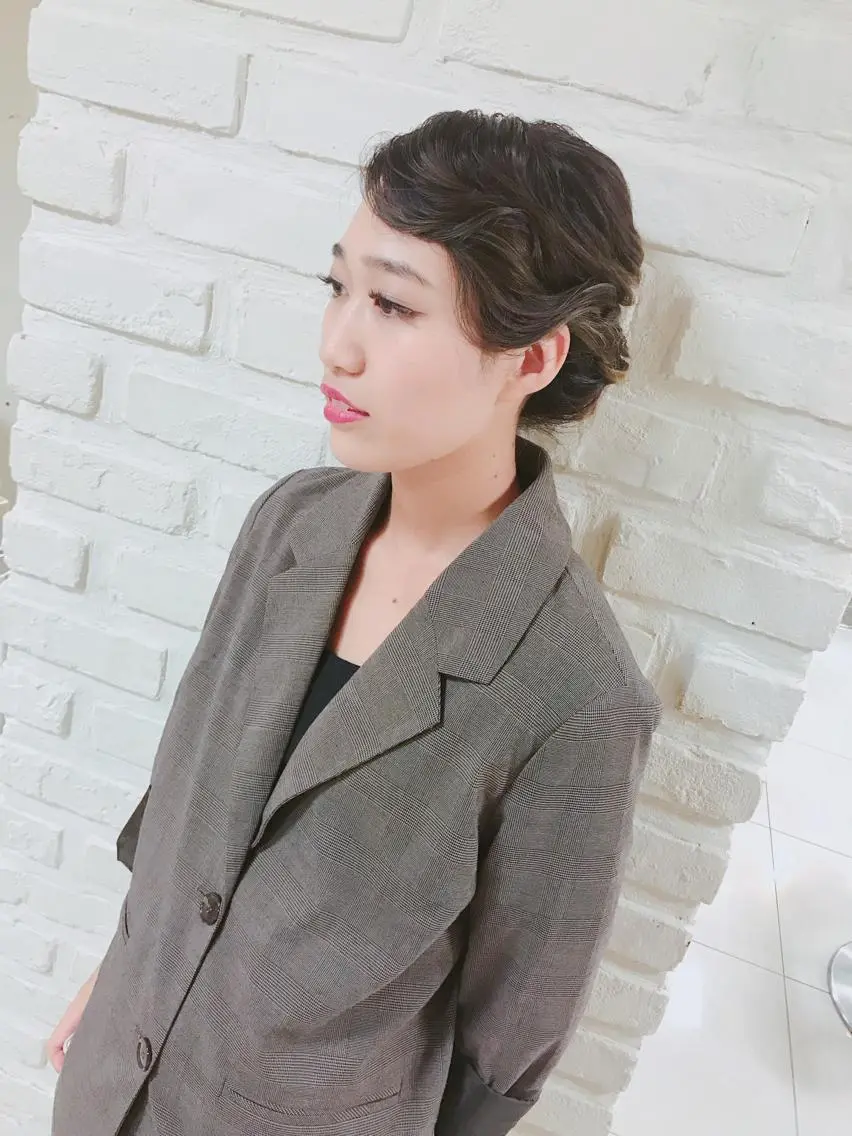 ミディアム ヘアアレンジ ヘアセット 【暖色カラー特化】 中山由梨のヘアスタイル