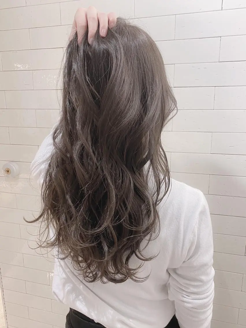 ロング カラー パーマ ヘアアレンジ アッシュ バレイヤージュ ブリーチ ケアブリーチ 透明感カラー ヘアカラー トリートメント バレイヤージュ 藤沢 髪質改善 竹内ケンゴのヘアスタイル