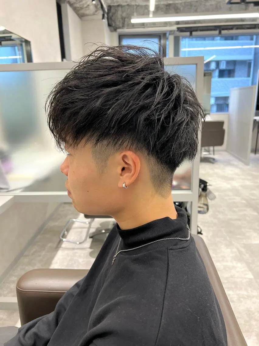 ショート カラー パーマ メンズ 関西センターパート メンズモデル募集のヘアスタイル