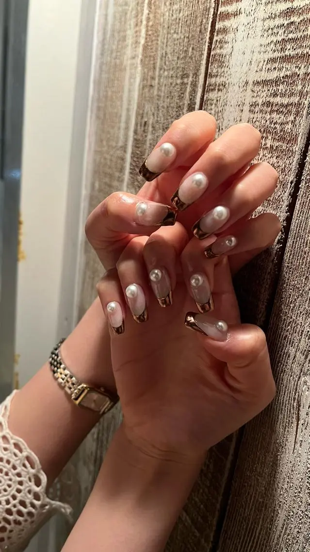 ネイル フレンチネイル ガーリー ミラーネイル ハンドネイル フットネイル Para Sol nail Maoのネイルデザイン